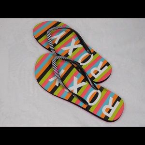 Brand new Roxy sandals